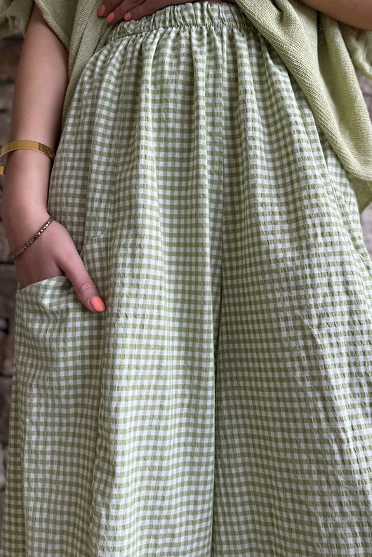 Arbi Gingham 7/8 Barrel Pant Matcha